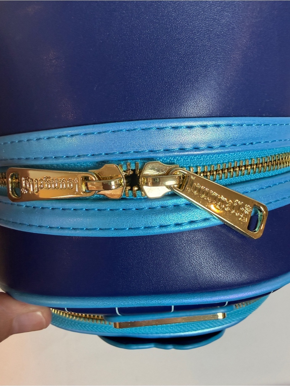Loungefly Atlantis The Lost Empire Kida NWT Mini-Backpack Glow In The Dark - Picture 6 of 7